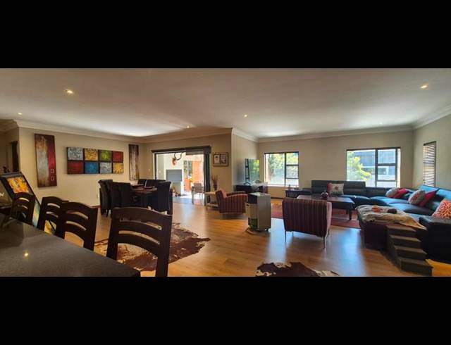 3 BEDROOM HOUSE FOR SALE IN MIDLANDS ESTATE